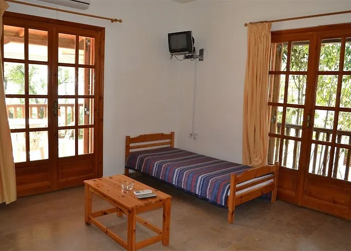 Aria Seaside Retreat - Ex Regos Hotel 3*