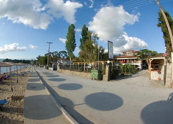 Aria Seaside Retreat - Ex Regos Hotel